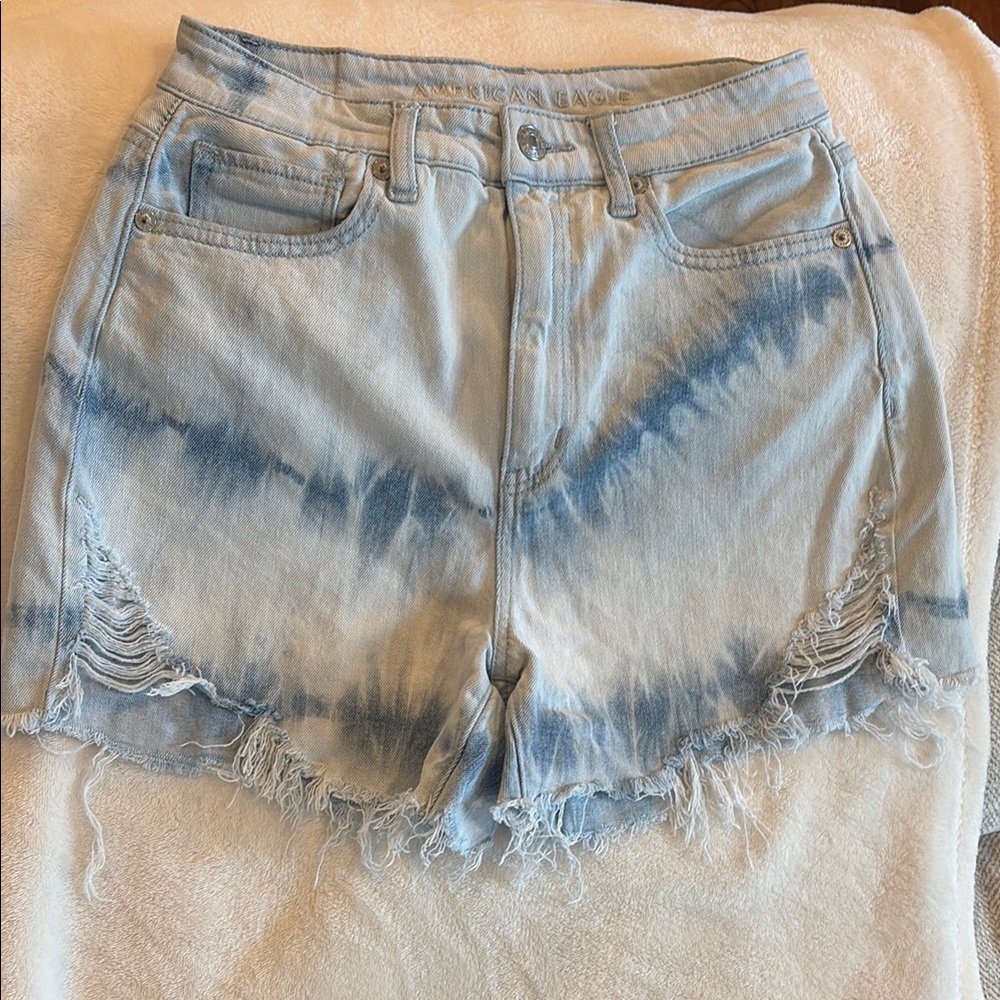 American Eagle High Rise Distressed Tie Dye Denim Shorts Raw Hem Shredded